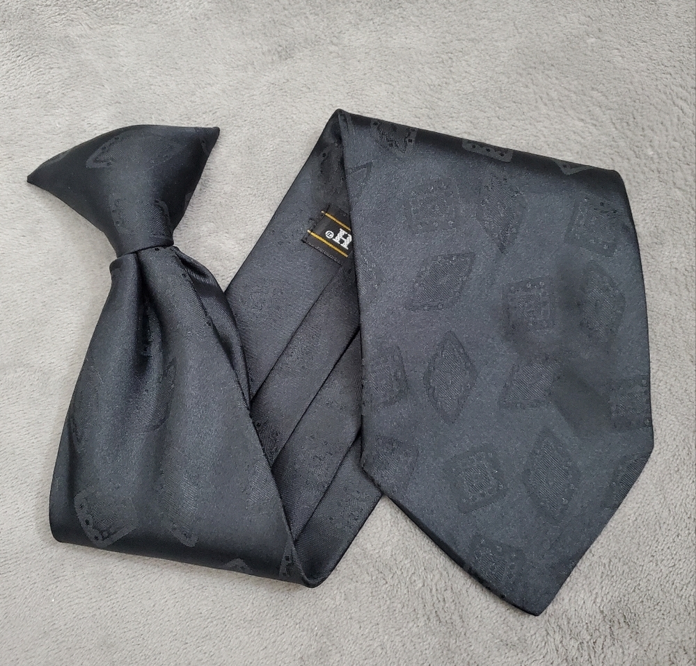 Ketch Clip-On Tie Black Patterned Youth or Woman Size